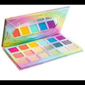 Violet Voss Sugar Crystals palette